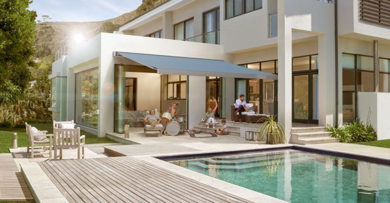 Hochwertige Terrassen-Markise von Warema